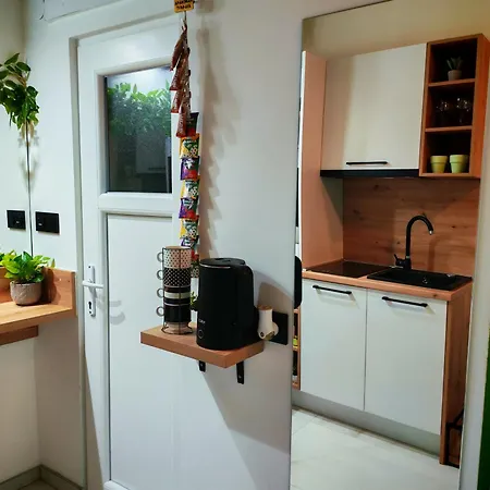Apartamento - Jacuzzi - Tvrdava Iii - Near The Airpoirt *